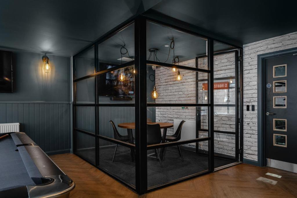 Cosy Ensuite Bedrooms At Electric Press Near Sheffield City Centre Bilik gambar